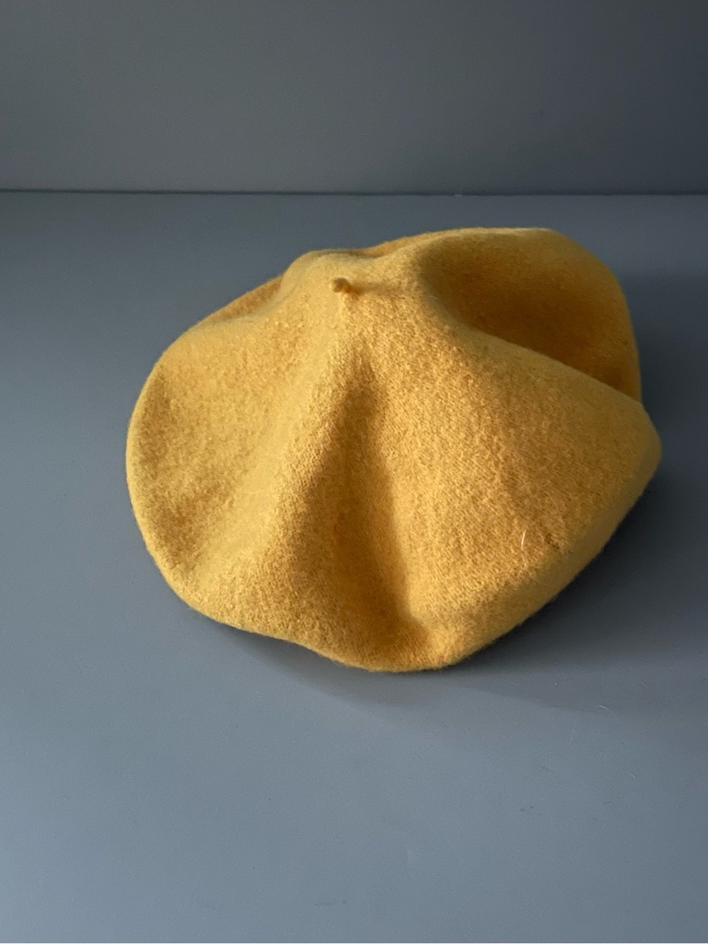Banash Wool Vintage Beret Hat Hong Kong Yellow Slouchy Parisian French Girl